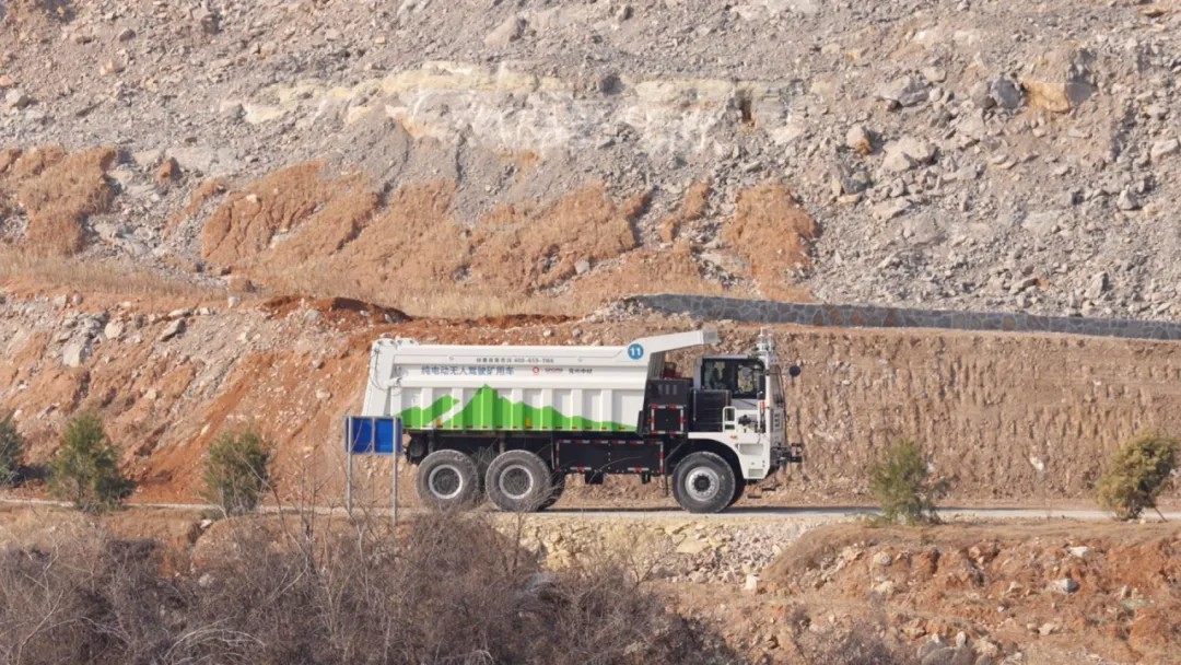 再獲殊榮！宇通礦卡登榜鄭州重點產業鏈企業，以實力助推行業發展！